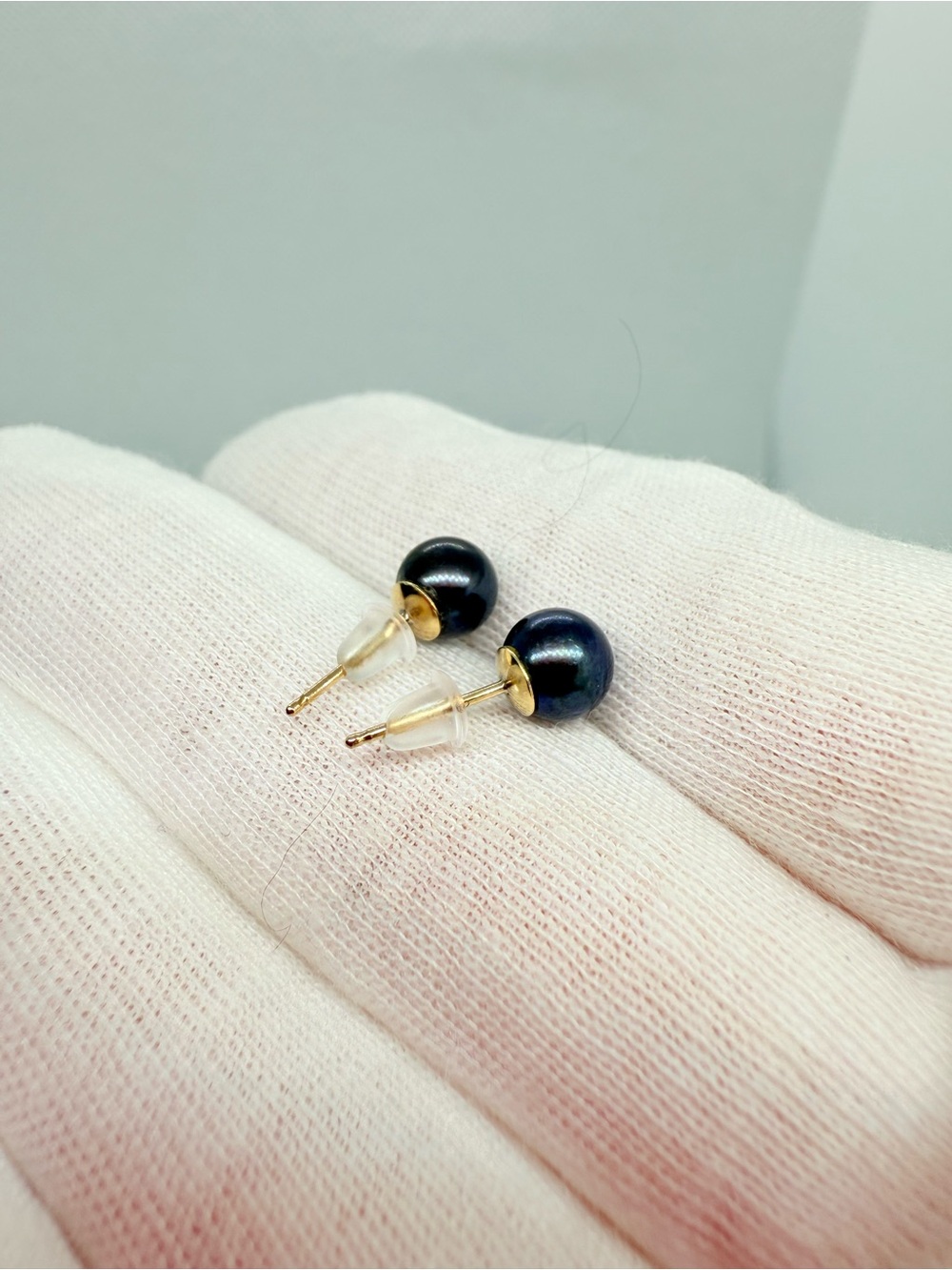 14k Solid Gold Black/Peacock Pearl Stud Earrings - Women Jewelry - Picture 7 of 13